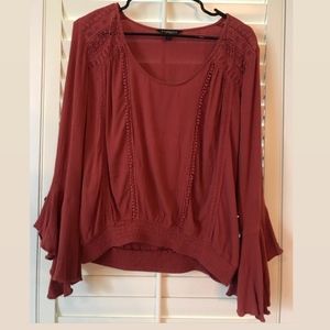 Express lace, beachy top size L